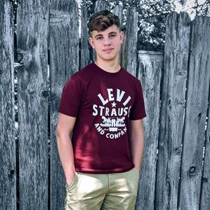 Meet your Posher, Josiah